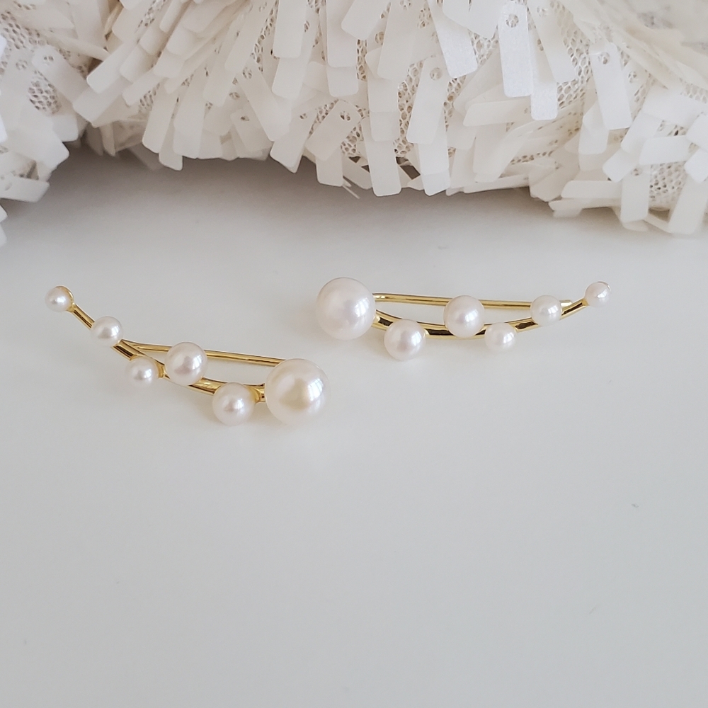 Pearl Ear Cuff